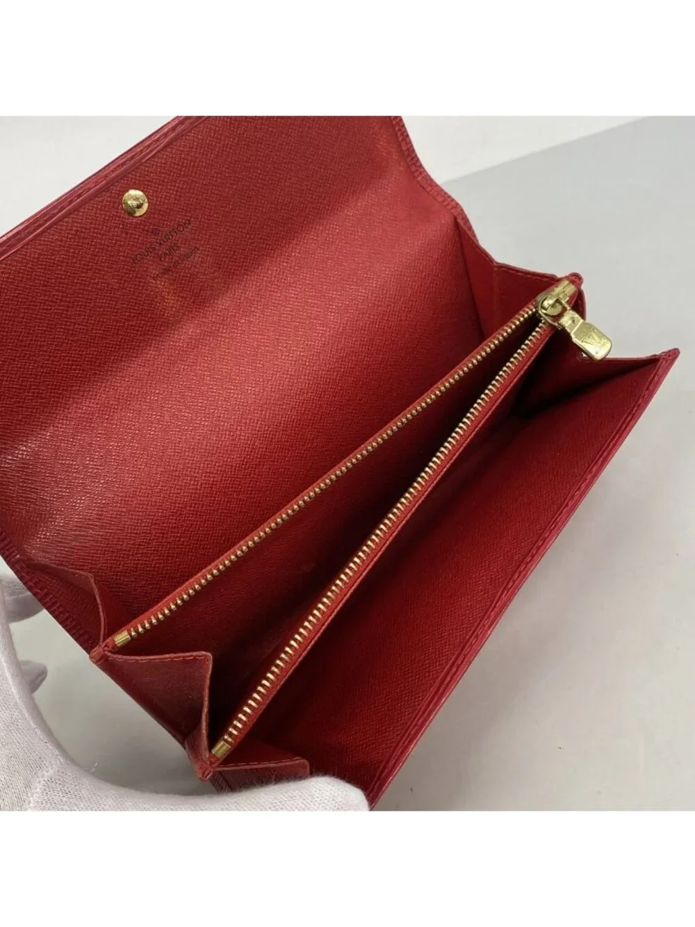 Louis Vuitton Wallet Epi Pochette Porte Monnaie Credit Rouge